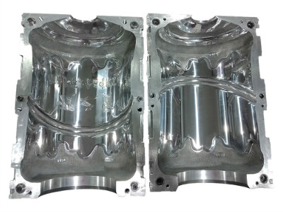 吹瓶模具一般都是用的什么材料？